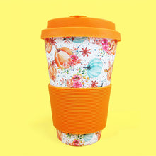 Load image into Gallery viewer, Eco-Friendly Reusable Plant Fiber 14 oz Travel Mug with Fall Harvest Pumpkin Design