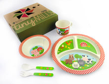 Load image into Gallery viewer, TINYMILLS 5-Piece Eco-Friendly Plant Fiber Dinnerware Set with Farm Animals Design